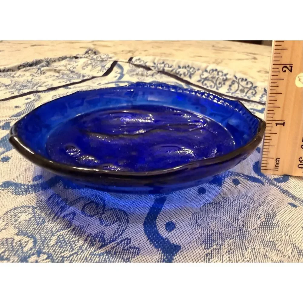 Vintage Cobalt Blue Glass Rabbit Bunny Dish Plate Pressed Glass 4.5”